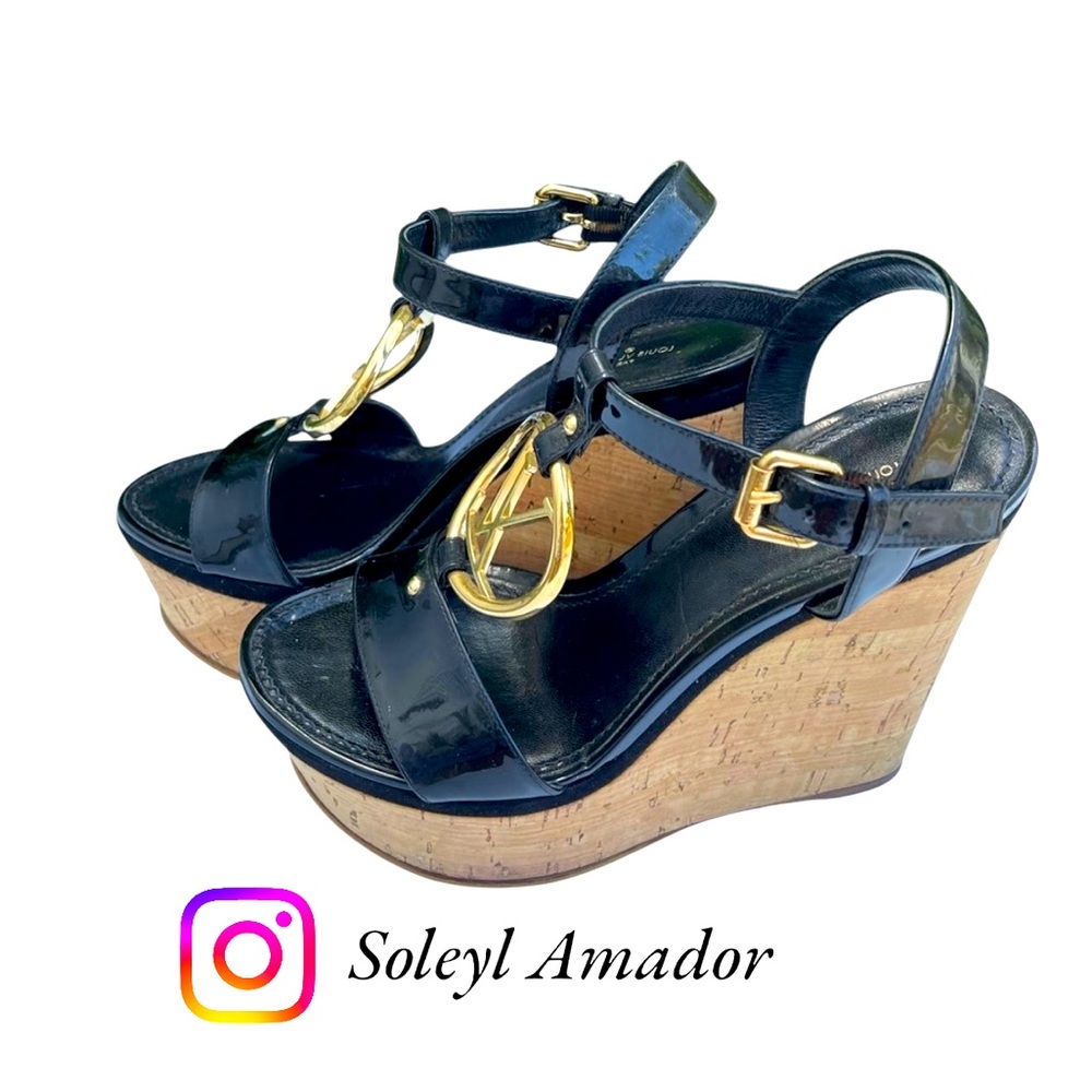 LOUIS VUITTON WEDGE LOGO